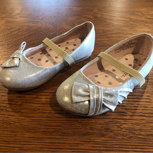 Falls Creek Kids Ballet Flats - Picture 2 of 4